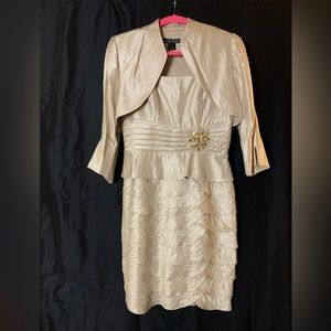 Gold 6P Dress